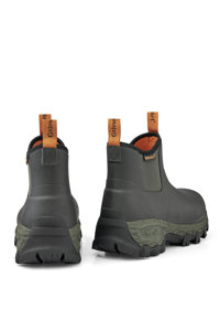 Woodwalker-7-men-100101070-0506Forest_3.jpg